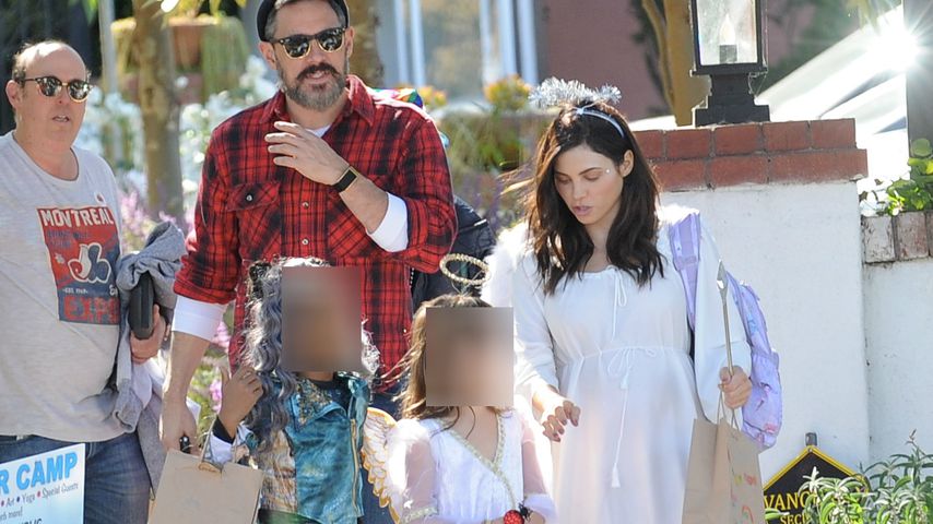 Steve Kazee, Everly Tatum und Jenna Dewan an Halloween in Los Angeles, 2019