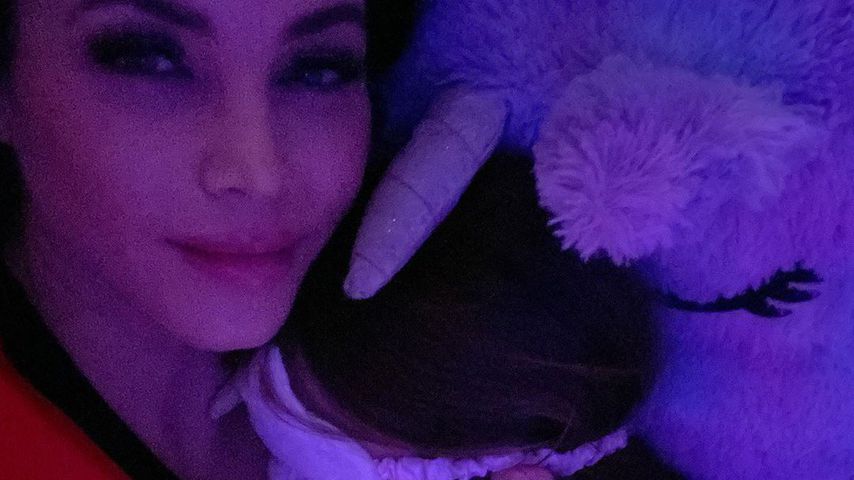 Niedlich: Schwangere Jenna Dewan knuddelt mit Tochter Everly