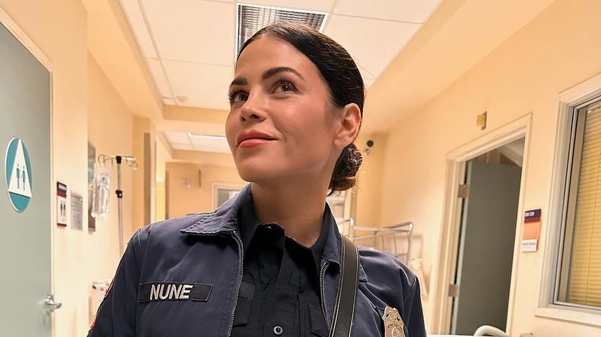 Jenna Dewan am Set von "The Rookie"