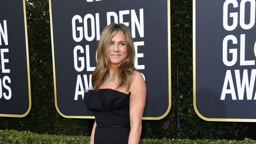 Jennifer Aniston trägt seit 18 Jahren nur noch schwarz!
