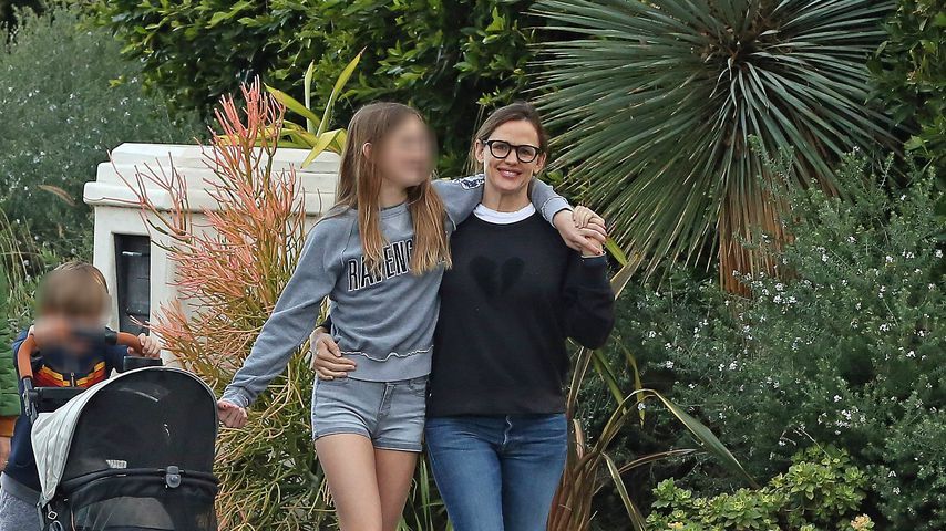 Jennifer Garner mit ihren Kindern in Los Angeles
