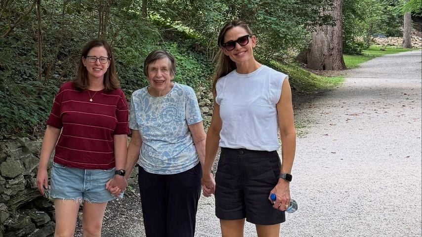 Jennifer Garner teilt seltenes Foto mit Mutter und Schwester