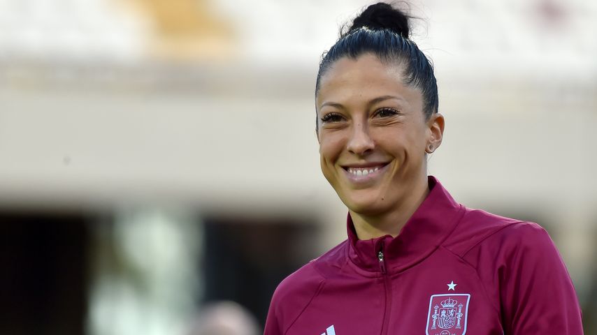 Jennifer Hermoso, Fußballerin