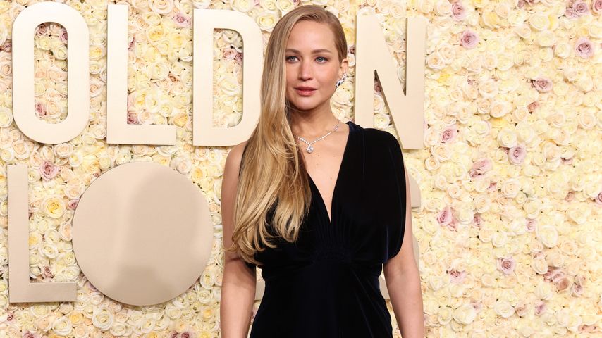 Jennifer Lawrence sorgt bei den Golden Globes für Lacher!