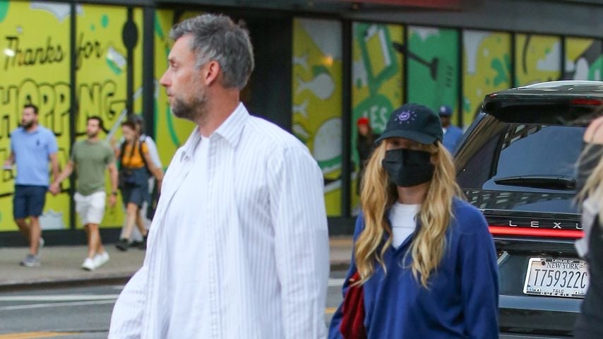 Jennifer Lawrence maskiert: Inkognito-Kinobesuch mit Ehemann