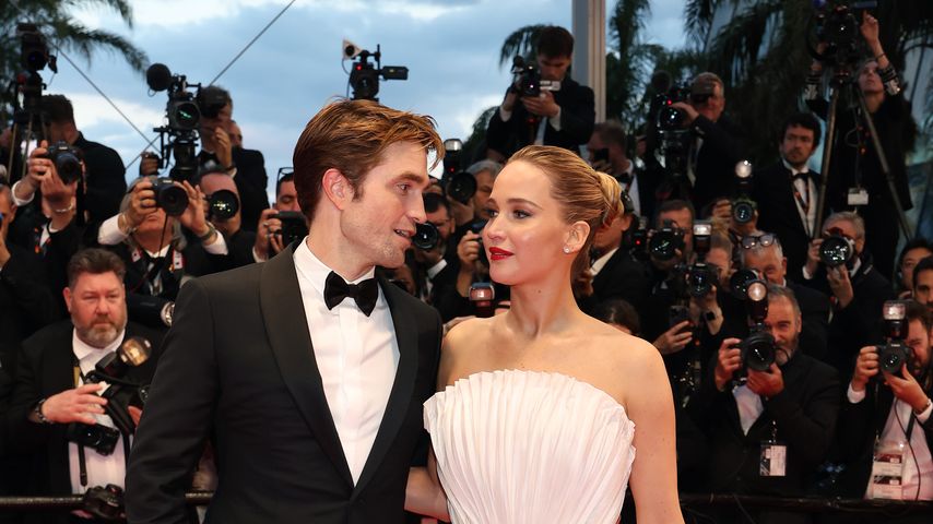 Jennifer Lawrence und Robert Pattinson im Mai 2025 in Cannes