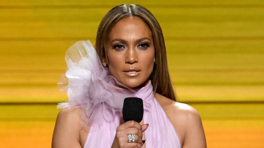 Liebes-Outing? J.Lo schwärmt bei Grammys von ihrem Drake!