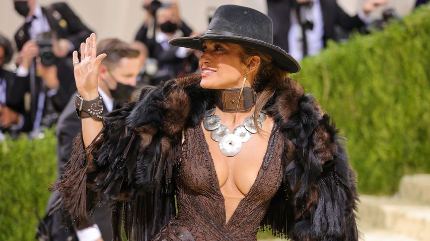 Nächster Paar-Auftritt: J.Lo und Ben knutschen bei Met Gala!