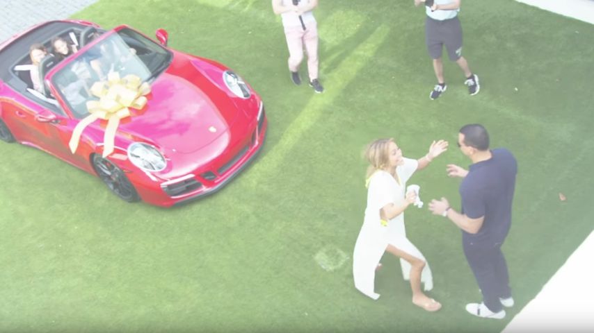25 Jahre nicht gefahren: J.Lo bekommt Porsche zum Geburtstag