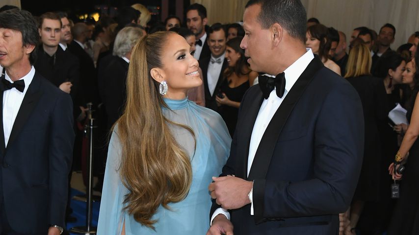 Jennifer Lopez und ihr Verlobter Alex Rodriguez bei einer Gala in NYC im Mai 2017