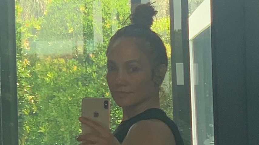 J.Lo postet Selfie: So attraktiv sieht sie mit 51 Jahren aus