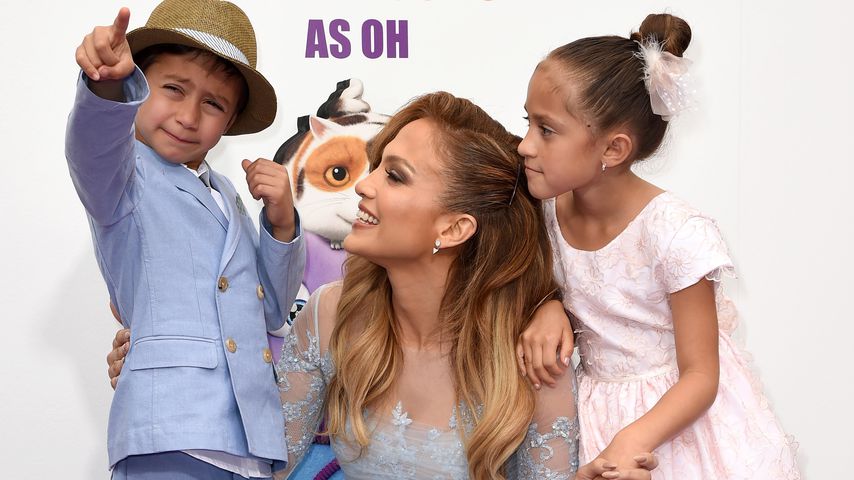 Jennifer Lopez mit ihren Kindern, 2015