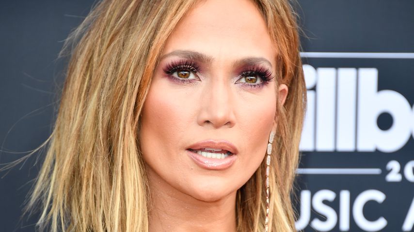 Strand-Nixe J.Lo: So feiert der Jungbrunnen seinen 49. B-Day