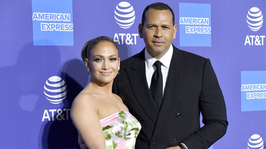Family-Pic: J.Lo und Alex Rodriguez kuscheln mit ihren Kids