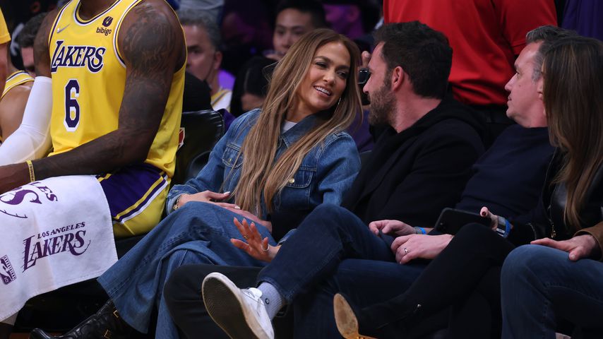 J.Lo und Ben Affleck im Turtelfieber bei Basketballspiel