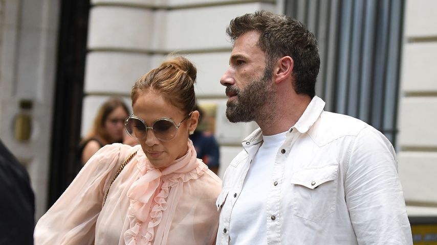 Jennifer Lopez und Ben Affleck in Paris im Juli 2022