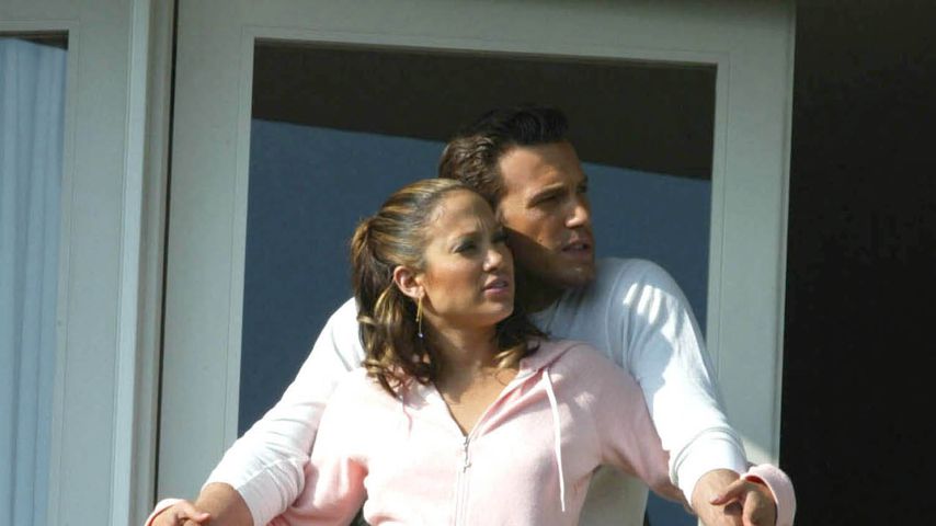 Jennifer Lopez und Ben Affleck, Dezember 2002
