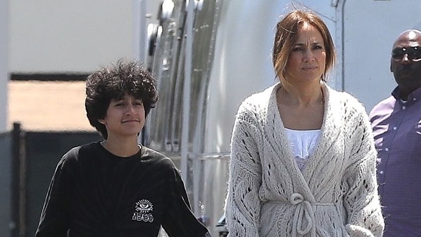 Emme Maribel Muñiz und Jennifer Lopez im Juni 2022