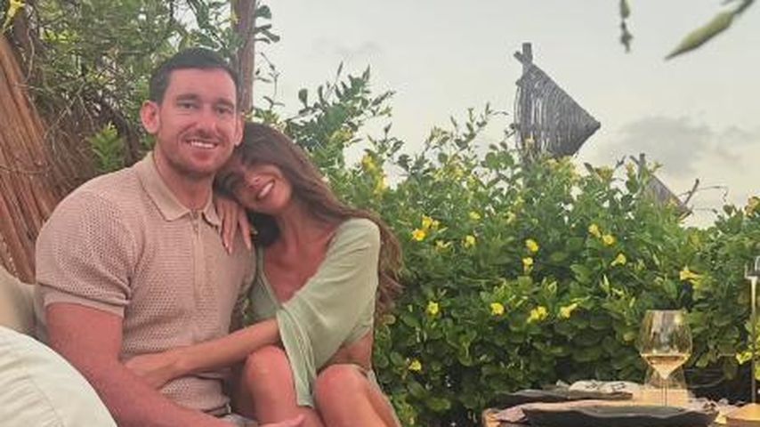 Jennifer Metcalfe zeigt sich erstmals mit ihrem neuen Freund