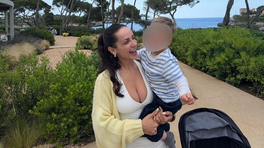 Jennifer Saro mit Sohnemann Keksi