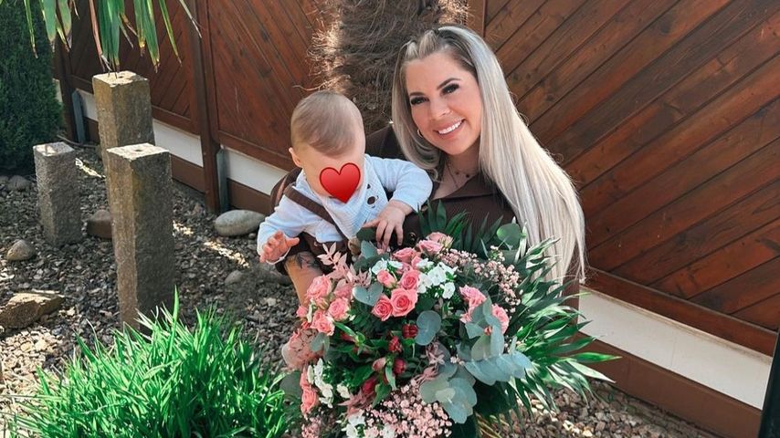 Jenny Frankhauser mit ihrem Sohn Damian, 2023