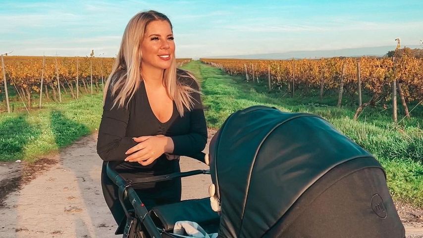 Influencerin Jenny Frankhauser mit ihrem Sohn Damian