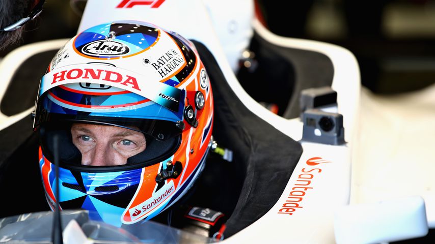Baby-Foto: Rennstar Jenson Button und Brittny sind Eltern!
