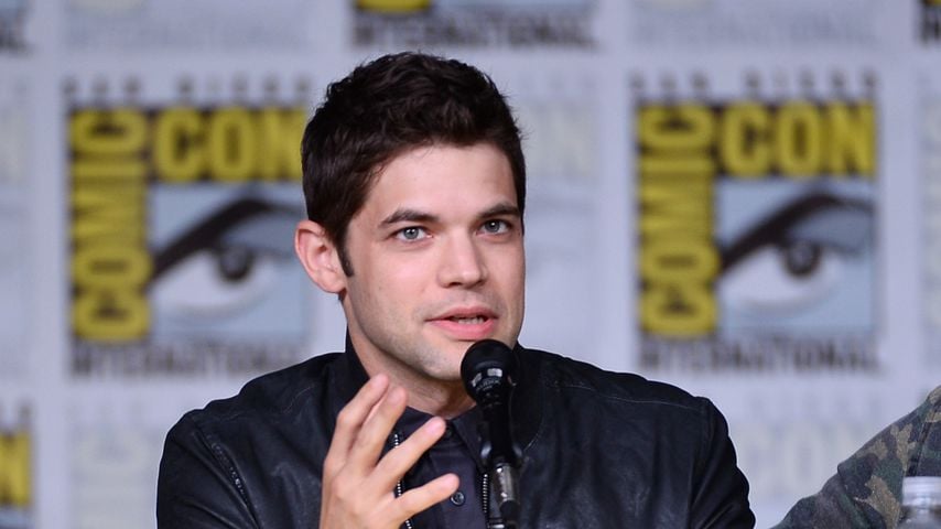 Endlich da! "Supergirl"-Star Jeremy Jordan ist Papa geworden
