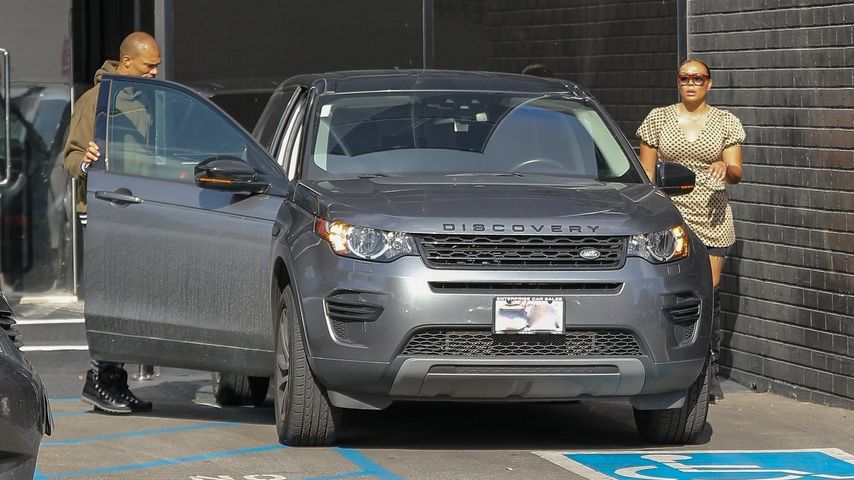 Jeremy Meeks mit unbekannter Frau, November 2019 in Beverly Hills