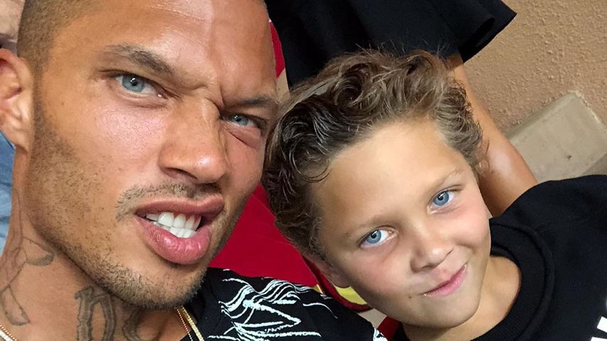 Jeremy Meeks und sein Sohn Jeremy Junior