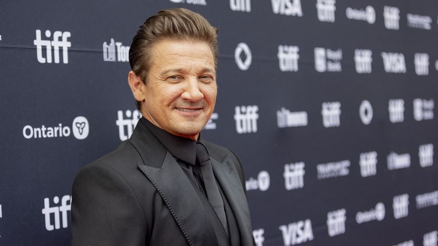 Jeremy Renner ist nach Unfall wieder in einer Beziehung