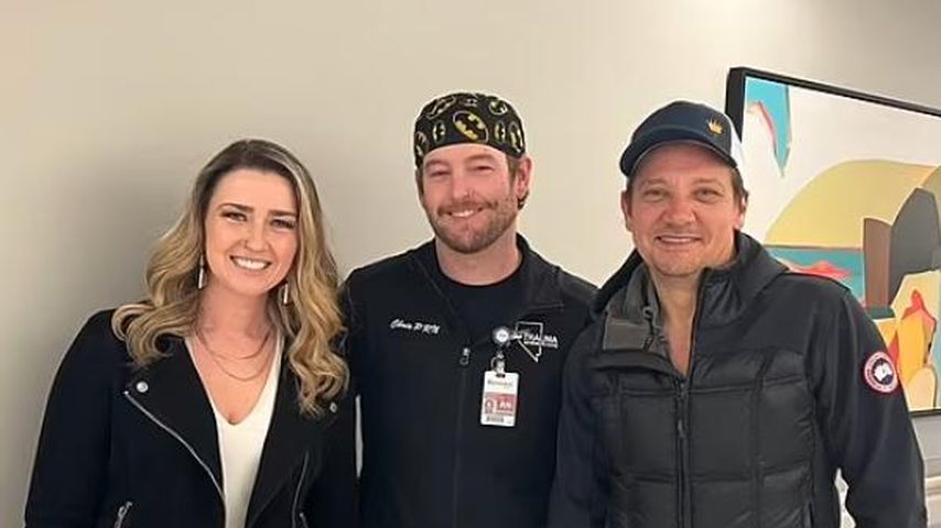 Emotional: Jeremy Renner besucht Krankenhaus nach Unfall!