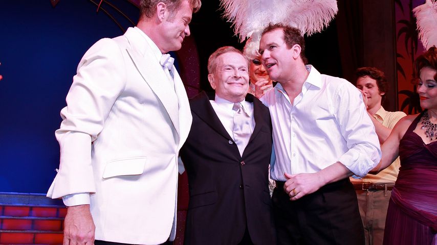 Jerry Herman (m.) und der Cast von "Ein Käfig voller Narren" 2010