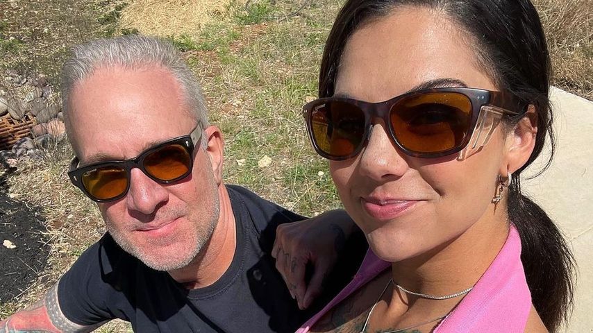 Jesse James fordert, dass seine Frau seine Villa verlässt