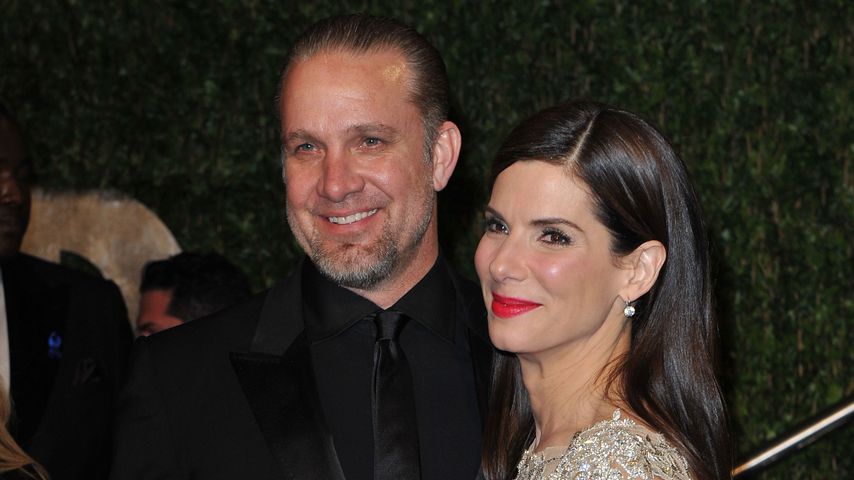 Jesse James und Sandra Bullock bei der Vanity Fair Oscar-Party