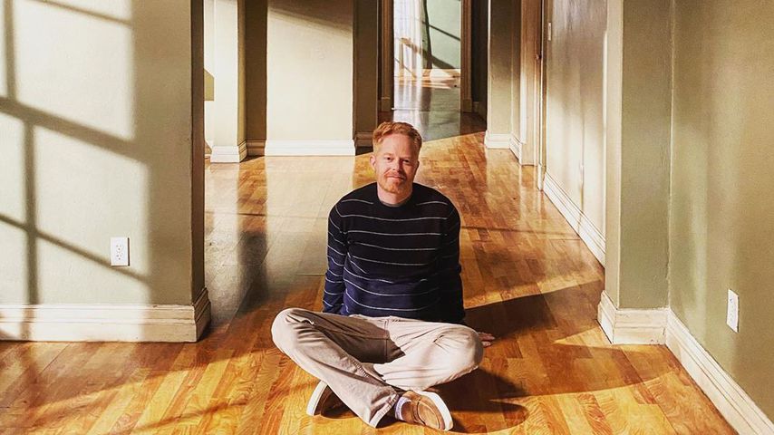 Jesse Tyler Ferguson am Set von "Modern Family"