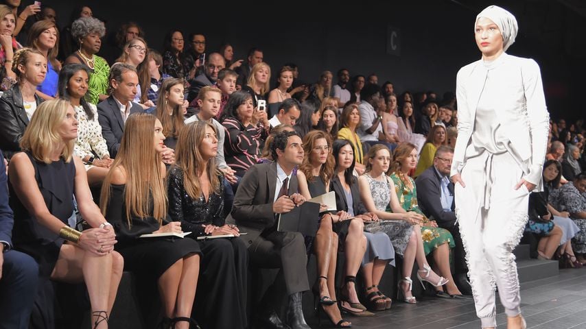 Was für eine Kugel! Jessica Alba postet nackten Baby-Bauch