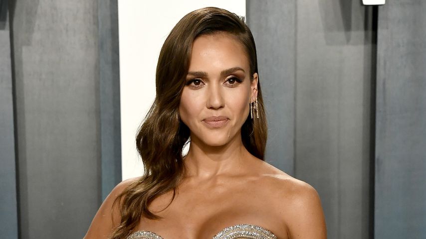 Debatte um Jessica Albas Magazincover: Wurde retuschiert?