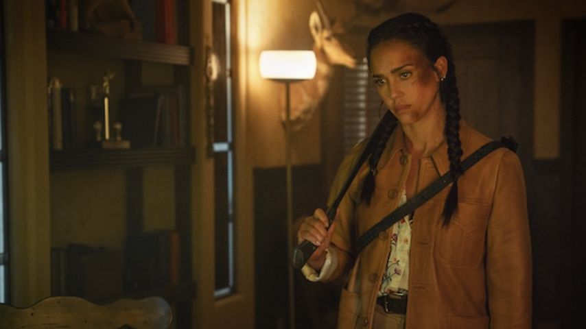 Jessica Alba in "Trigger Warning"