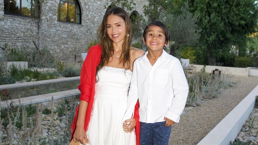 Jessica Alba mit ihrem Sohn Hayes