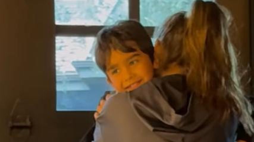 Jessica Alba und ihr Sohn Hayes im Januar 2025