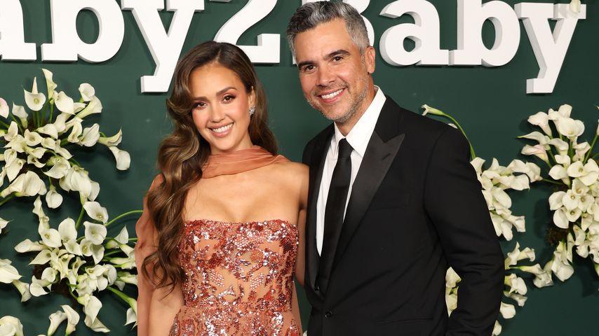 Jessica Alba und Cash Warren im November 2024