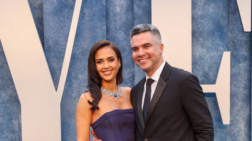 Jessica Albas Ex Cash freut sich über ihre neue Beziehung
