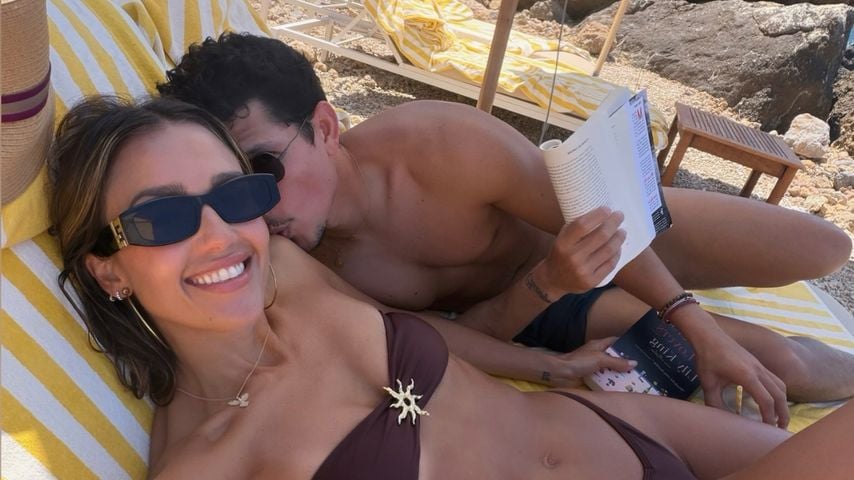 Nanu: Jessica Alba zeigt plötzlich ganz private Liebesbilder