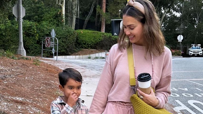 Jessica Alba, Schauspielerin, mit Sohn Hayes