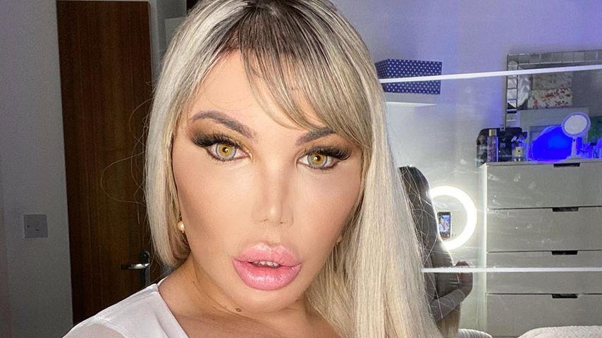 Sexy! Hier knutscht Jessica Alves' Freund ihre XXL-Brüste
