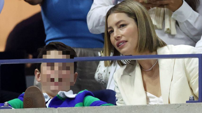 Jessica Biel mit ihrem Sohn Silas bei den US Open