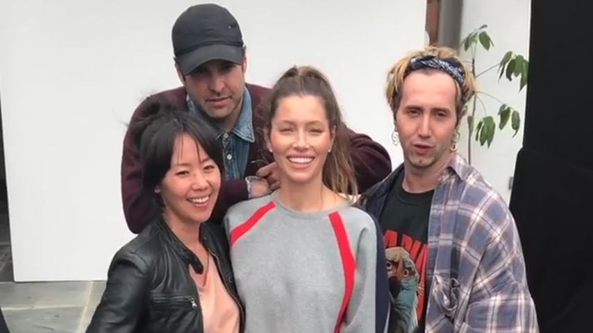 Nach Fummel-Gate: Jessica Biel meldet sich im Netz zurück