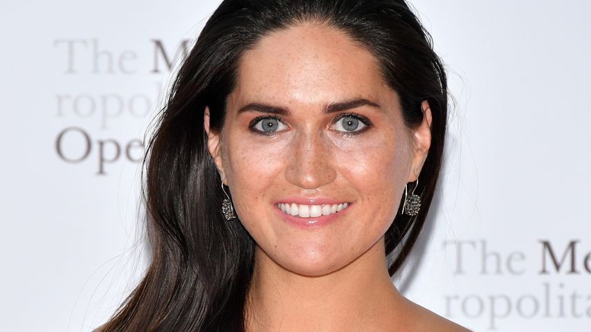Jessica Ciencin Henriquez, Schriftstellerin
