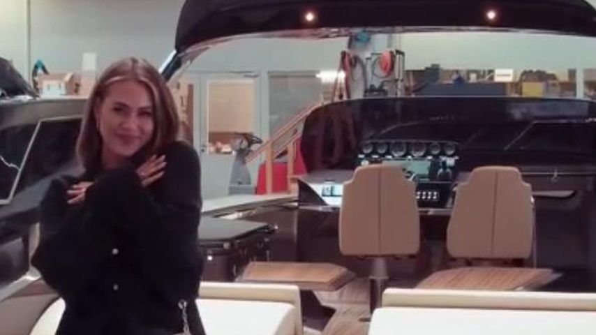 Jessica Haller präsentiert ihr Boot Hailey-Su